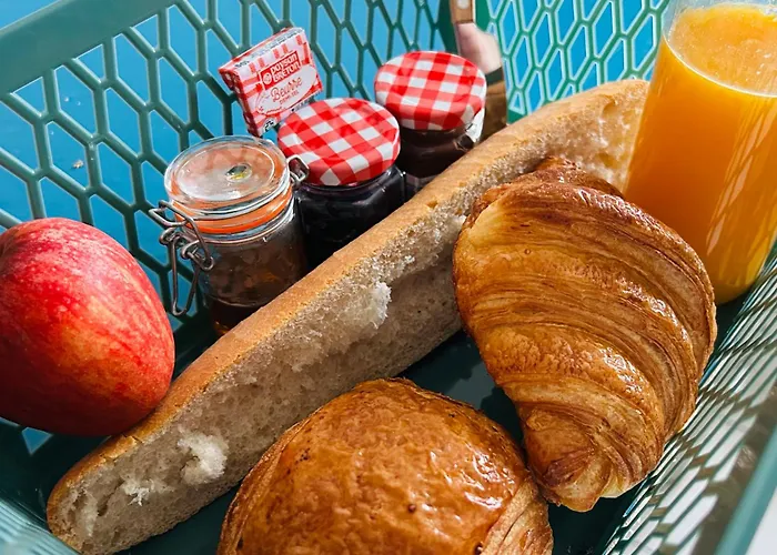 Camping Detente En 4 Etoiles Jusque 6 Personnes, Selon La Dispo Saint-Jean-de-Monts