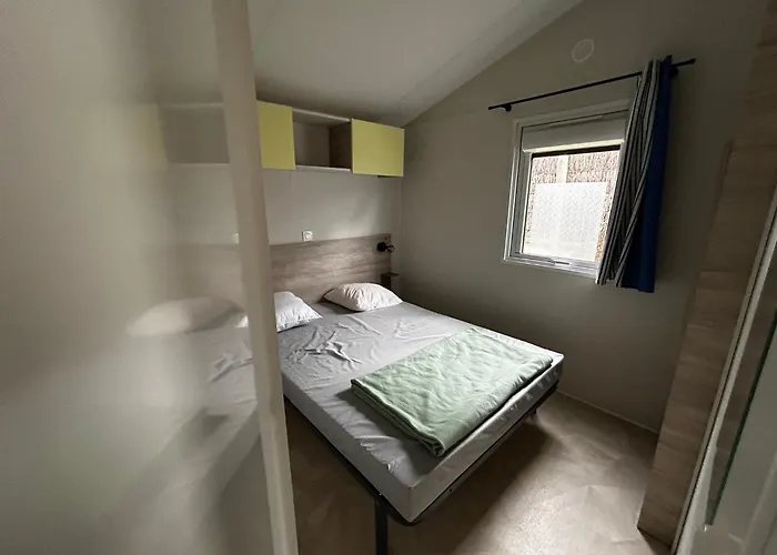 Detente En 4 Etoiles Jusque 6 Personnes, Selon La Dispo * Saint-Jean-de-Monts