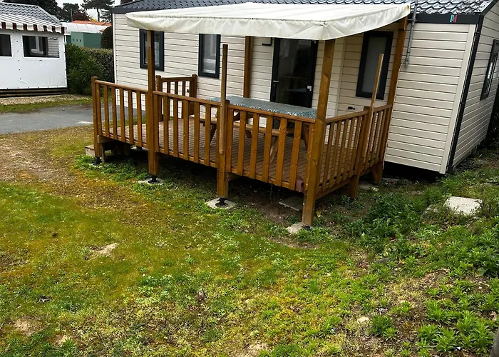 Detente En 4 Etoiles Jusque 6 Personnes, Selon La Dispo * Saint-Jean-de-Monts