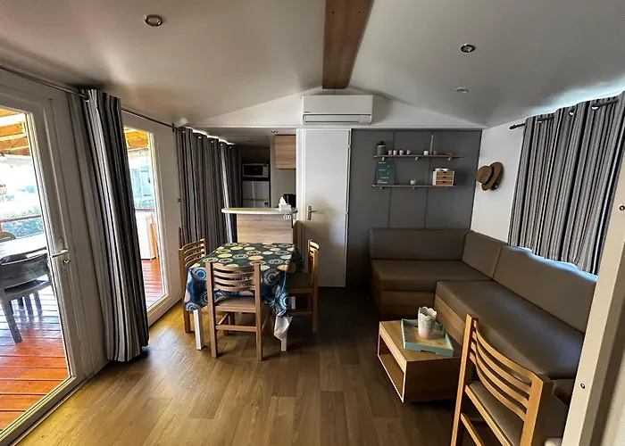 Detente En 4 Etoiles Jusque 6 Personnes, Selon La Dispo Camping Saint-Jean-de-Monts