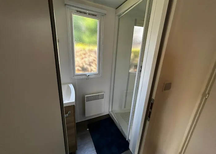 Detente En 4 Etoiles Jusque 6 Personnes, Selon La Dispo * Saint-Jean-de-Monts