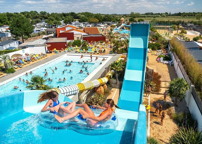 Detente En 4 Etoiles Jusque 6 Personnes, Selon La Dispo Camping *