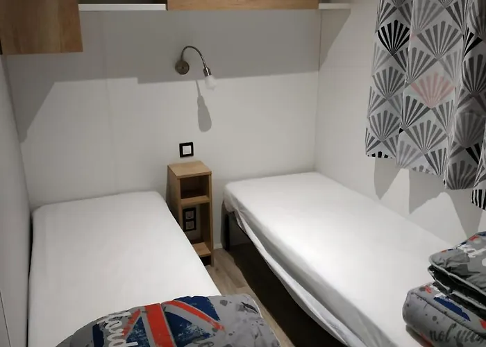 Detente En 4 Etoiles Jusque 6 Personnes, Selon La Dispo * Saint-Jean-de-Monts