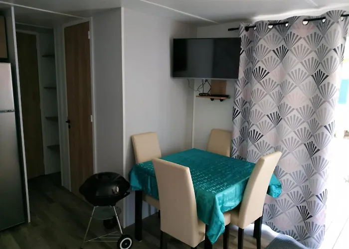 Camping Detente En 4 Etoiles Jusque 6 Personnes, Selon La Dispo Saint-Jean-de-Monts