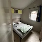 Detente En 4 Etoiles Jusque 6 Personnes, Selon La Dispo * Saint-Jean-de-Monts
