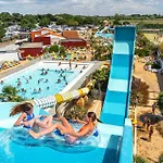 Detente En 4 Etoiles Jusque 6 Personnes, Selon La Dispo Camping *
