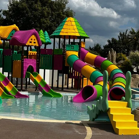 Camping Detente En 4 Etoiles Jusque 6 Personnes, Selon La Dispo