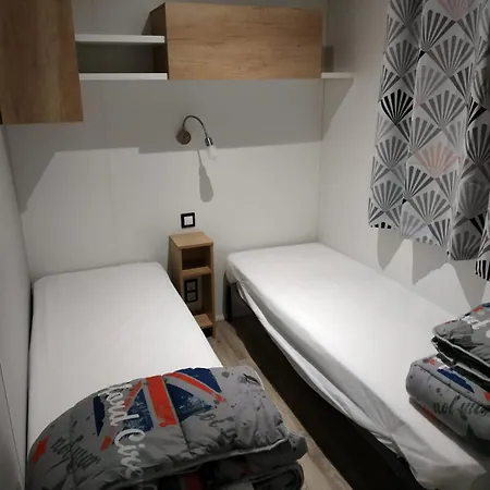 Detente En 4 Etoiles Jusque 6 Personnes, Selon La Dispo * Saint-Jean-de-Monts