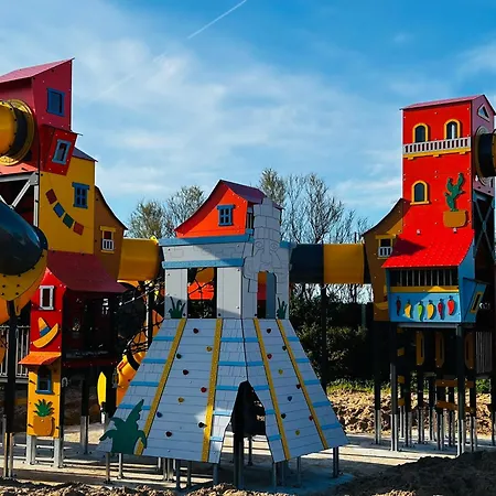 Camping Detente En 4 Etoiles Jusque 6 Personnes, Selon La Dispo Saint-Jean-de-Monts